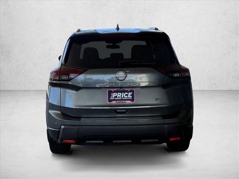 Used 2024 Nissan Rogue SL w/ SL Premium Package FWD image 7