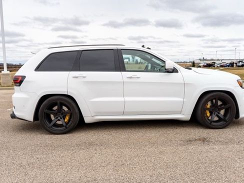 Used 2018 Jeep Grand Cherokee Trackhawk AWD/4WD image 8