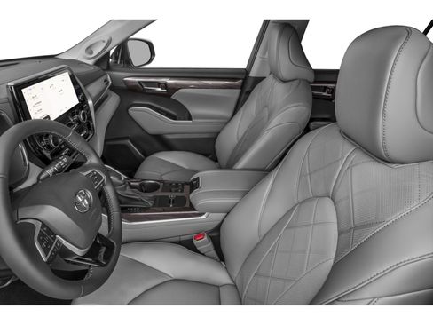 New 2026 Toyota Highlander Platinum image 8