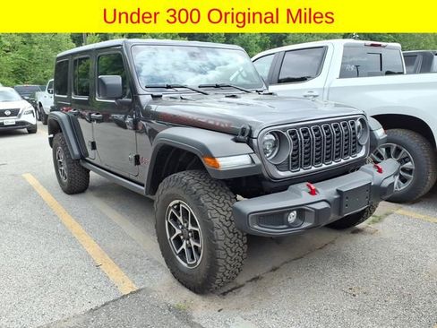 Used 2024 Jeep Wrangler Unlimited Rubicon w/ Convenience Group AWD/4WD image 2