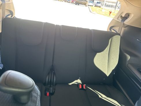 Certified 2024 Subaru Ascent Premium w/ Convenience Package image 16