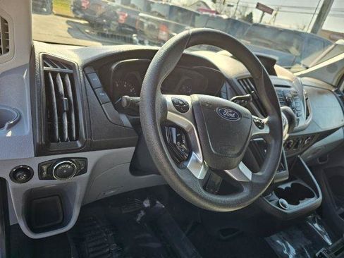 Used 2018 Ford Transit 350 XLT RWD image 8