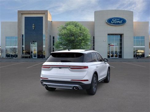 New 2026 Lincoln Corsair Premiere image 8