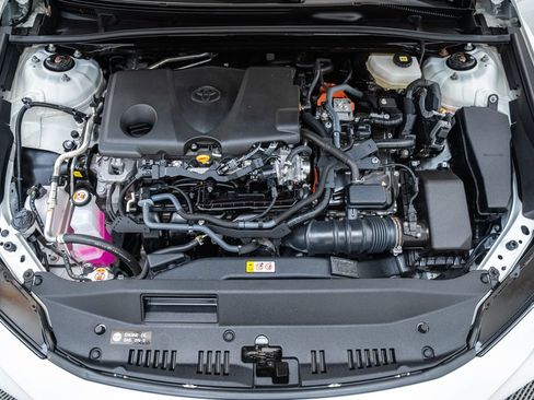 Certified 2025 Toyota Camry LE FWD image 19