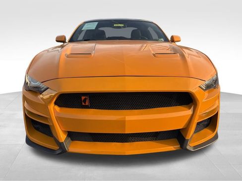 Used 2018 Ford Mustang GT w/ Equipment Group 301A image 8