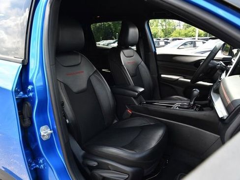 Used 2025 Jeep Compass Trailhawk AWD/4WD image 22