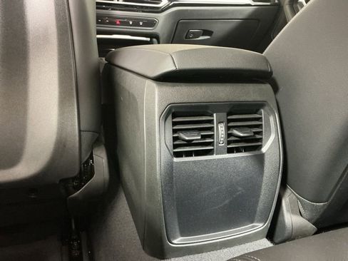 Certified 2024 BMW 230i Coupe w/ Convenience Package image 24