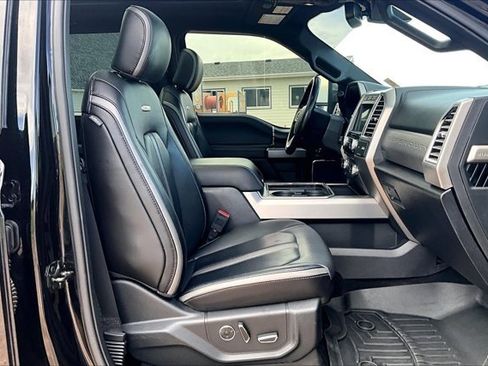 Used 2018 Ford F250 Platinum w/ Platinum Ultimate Package AWD/4WD image 29