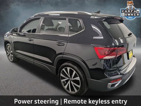Used 2022 Volkswagen Taos SE FWD image 7