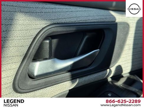 Certified 2023 Nissan Rogue SV image 30