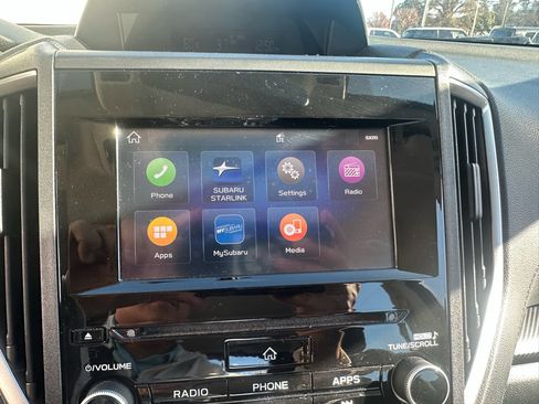 Used 2020 Subaru Impreza 2.0i Premium image 12