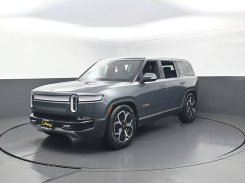 Used 2023 Rivian R1S Adventure AWD/4WD image 5