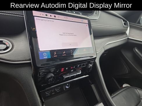 Used 2024 Jeep Grand Cherokee Limited w/ Luxury Tech Group II image 5