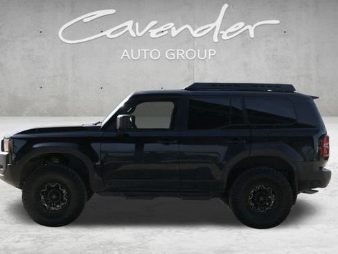 Used 2024 Toyota Land Cruiser image 4