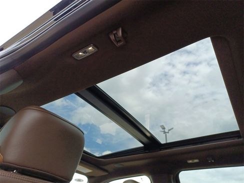 New 2025 Ford F250 King Ranch w/ Chrome Package image 13