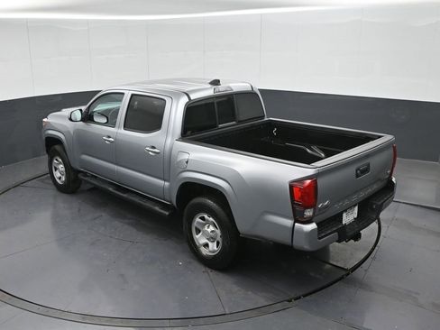 Used 2022 Toyota Tacoma SR image 45