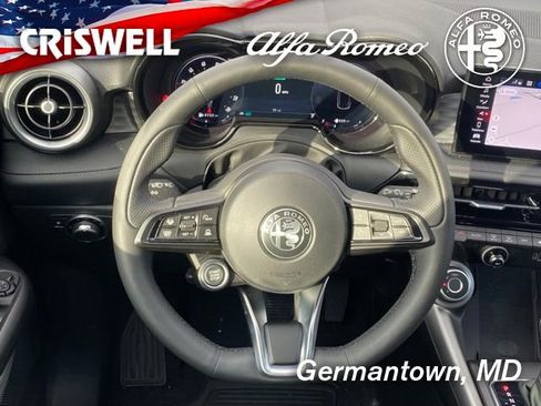 New 2024 Alfa Romeo Tonale Ti image 48