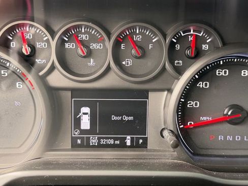 Used 2021 Chevrolet Silverado 1500 Custom Trail Boss image 30