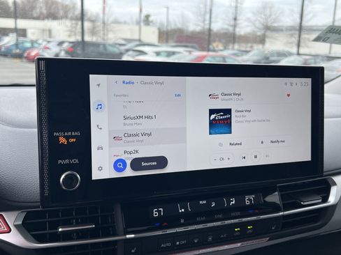 New 2026 Toyota Sienna XLE image 13
