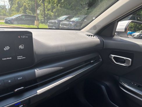 Used 2026 Kia K4 FWD image 31