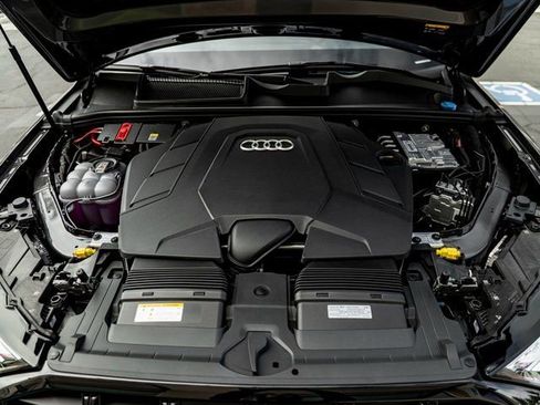 New 2026 Audi Q7 3.0T Premium Plus AWD/4WD image 30