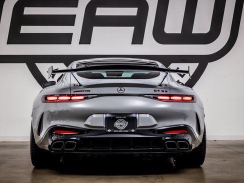 Used 2025 Mercedes-Benz AMG GT 63 image 11