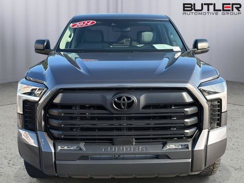 Used 2024 Toyota Tundra SR5 AWD/4WD image 9