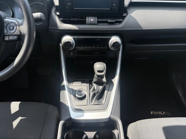 Used 2019 Toyota RAV4 LE w/ Carpet Mat Package AWD/4WD image 11