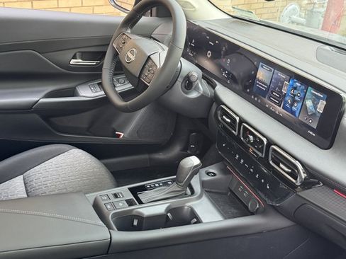 New 2026 Nissan Sentra SV w/ SV Convenience Package FWD image 16