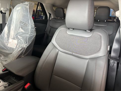 New 2026 Ford Explorer Active w/ Active Comfort Package AWD/4WD image 21