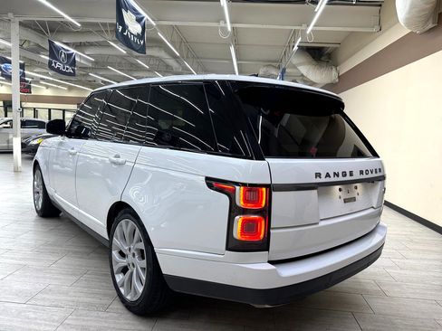 Used 2019 Land Rover Range Rover image 9