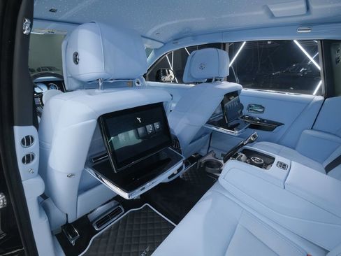 Used 2026 Rolls-Royce Phantom Sedan RWD image 64