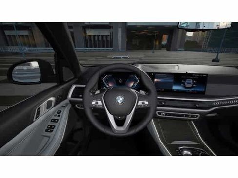 Used 2026 BMW X5 sDrive40i w/ Climate Comfort Package RWD image 13