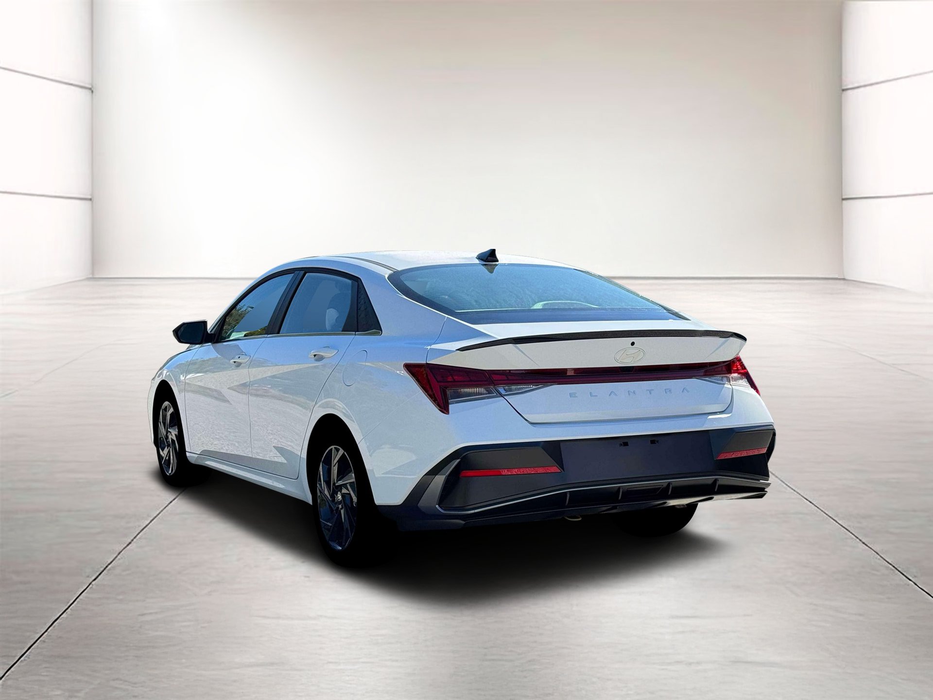 New 2026 Hyundai Elantra SEL Sport FWD image 5