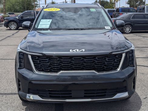 Used 2024 Kia Sorento S AWD/4WD image 6