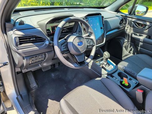 Certified 2025 Subaru Forester Premium AWD/4WD image 9