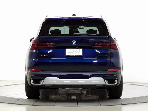 Used 2026 BMW X5 xDrive50e w/ Premium Package AWD/4WD image 7