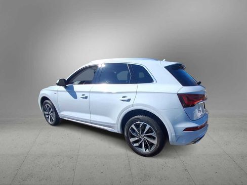 Certified 2023 Audi Q5 2.0T Premium w/ Convenience Package image 6