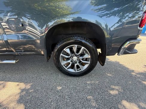 Used 2019 Chevrolet Silverado 1500 LT w/ All-Star Edition RWD image 34
