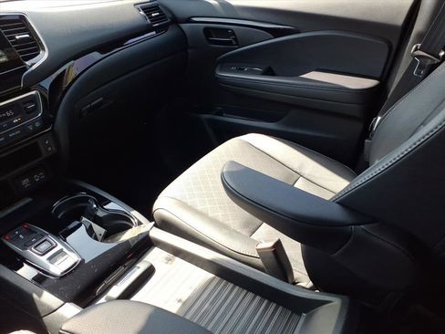 Used 2023 Honda Passport Elite image 19