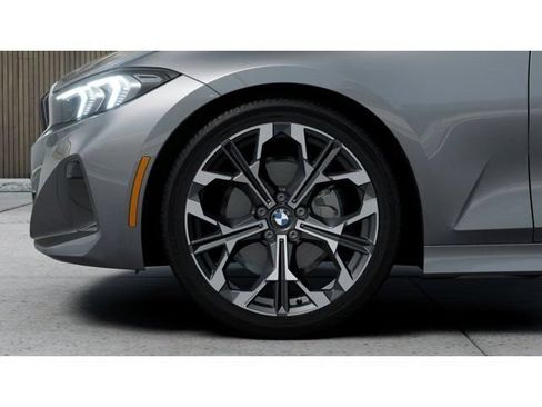 New 2026 BMW 330i xDrive Sedan w/ Convenience Package AWD/4WD image 7