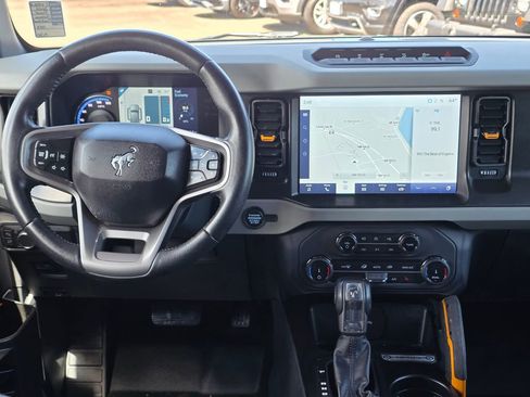 Used 2022 Ford Bronco Badlands AWD/4WD image 10