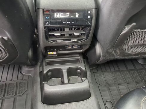 Used 2021 Jeep Grand Cherokee L Limited image 36