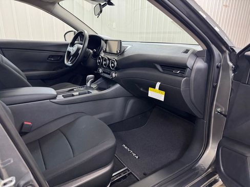 Certified 2025 Nissan Sentra S FWD image 23