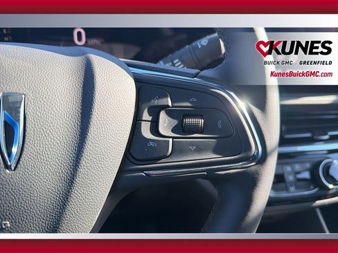 New 2026 Buick Envista Sport Touring image 24