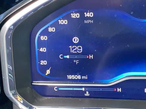 Used 2024 Chevrolet Silverado 1500 LT Trail Boss w/ LT Trail Boss Premium Package image 21