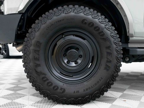 Used 2022 Ford Bronco Outer Banks w/ Sasquatch Package AWD/4WD image 46