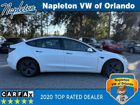 Used 2023 Tesla Model 3 Standard Range image 8