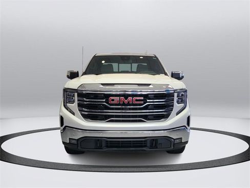 Used 2022 GMC Sierra 1500 SLT image 5