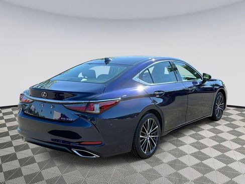 Used 2022 Lexus ES 350 w/ Premium Package FWD image 2